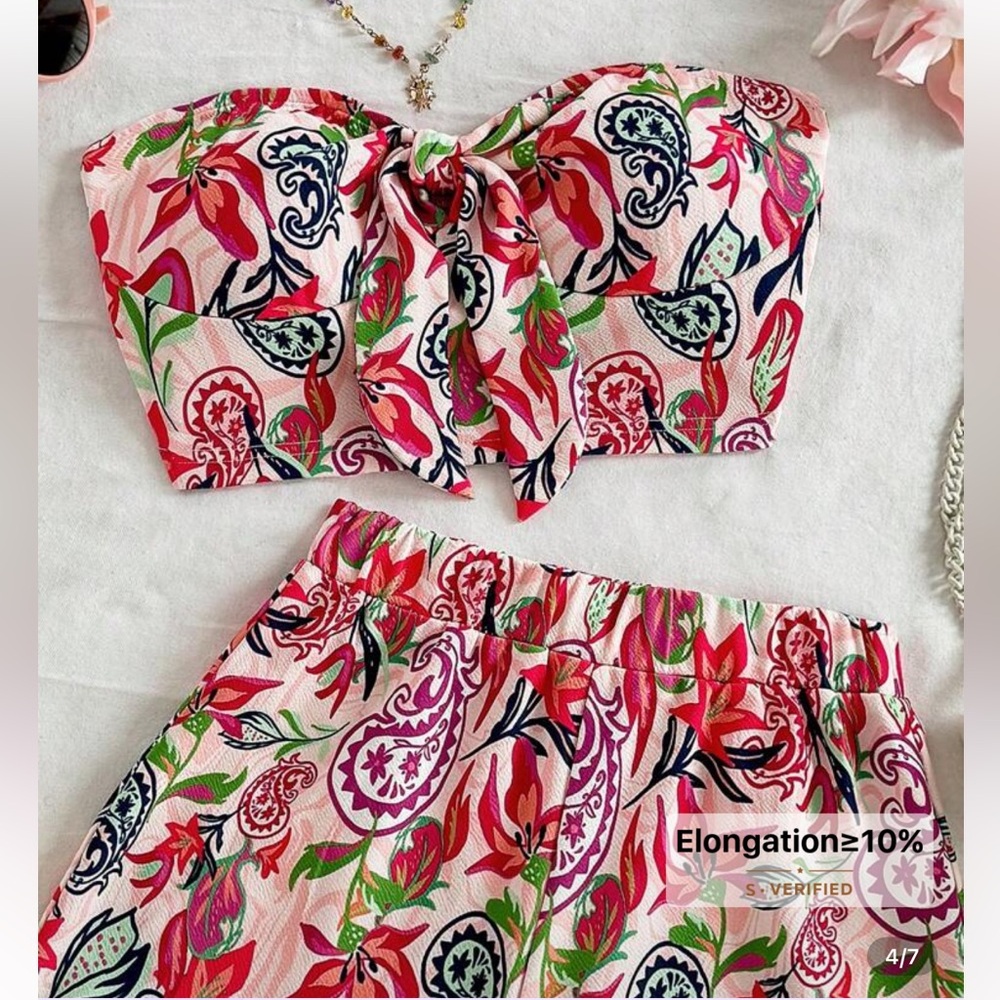 NEW: SHEIN Pink and Green Floral 2-Piece Tube Too & Short Set - Picture 2 of 8
